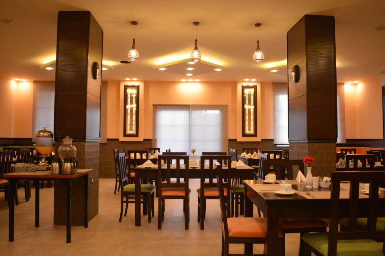 Tilal Almadina Hotel & Suites Amman Exterior foto